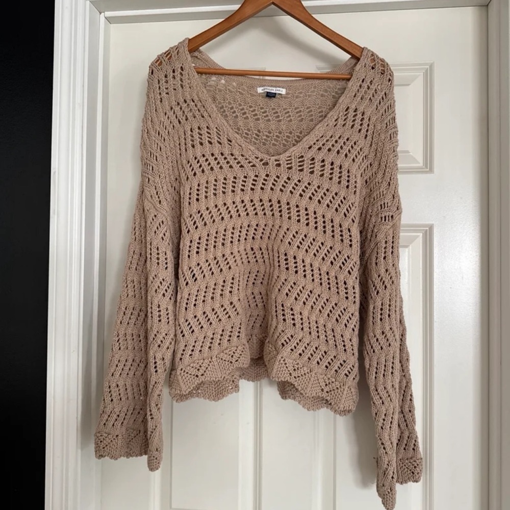 American Eagle V-Neck Crochet Knit Sweater
 size XL - Picture 11 of 12